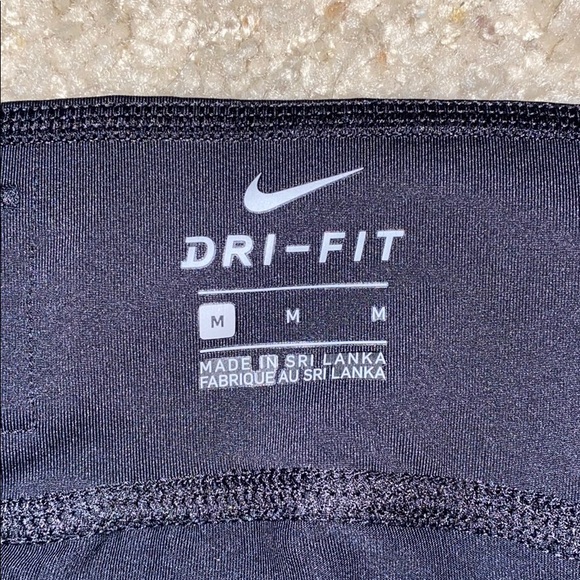 Nike Yoga Pants - Picture 4 of 7